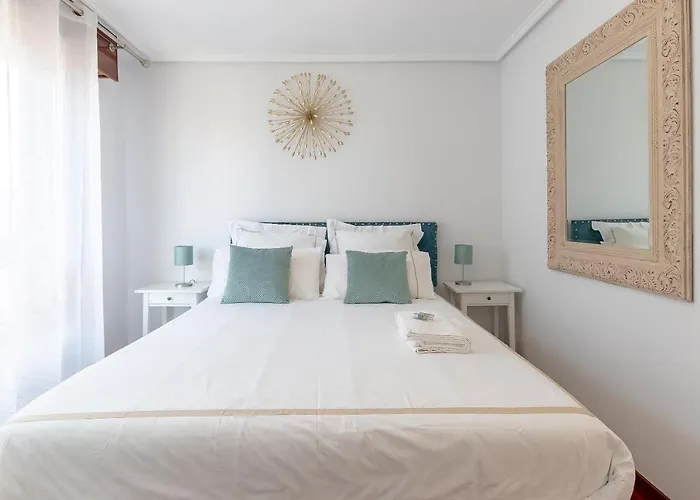 Precioso Cerca De Bilbao Exhibition Center -bec-, Bilbao Y Playas