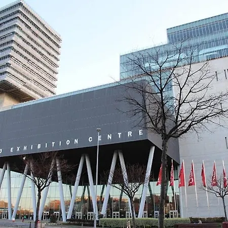 Precioso Cerca De Bilbao Exhibition Center -bec-, Bilbao Y Playas *