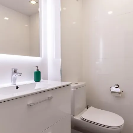 Precioso Cerca De Bilbao Exhibition Center -bec-, Bilbao Y Playas * Barakaldo