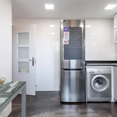 Precioso Cerca De Bilbao Exhibition Center -bec-, Bilbao Y Playas * Baracaldo